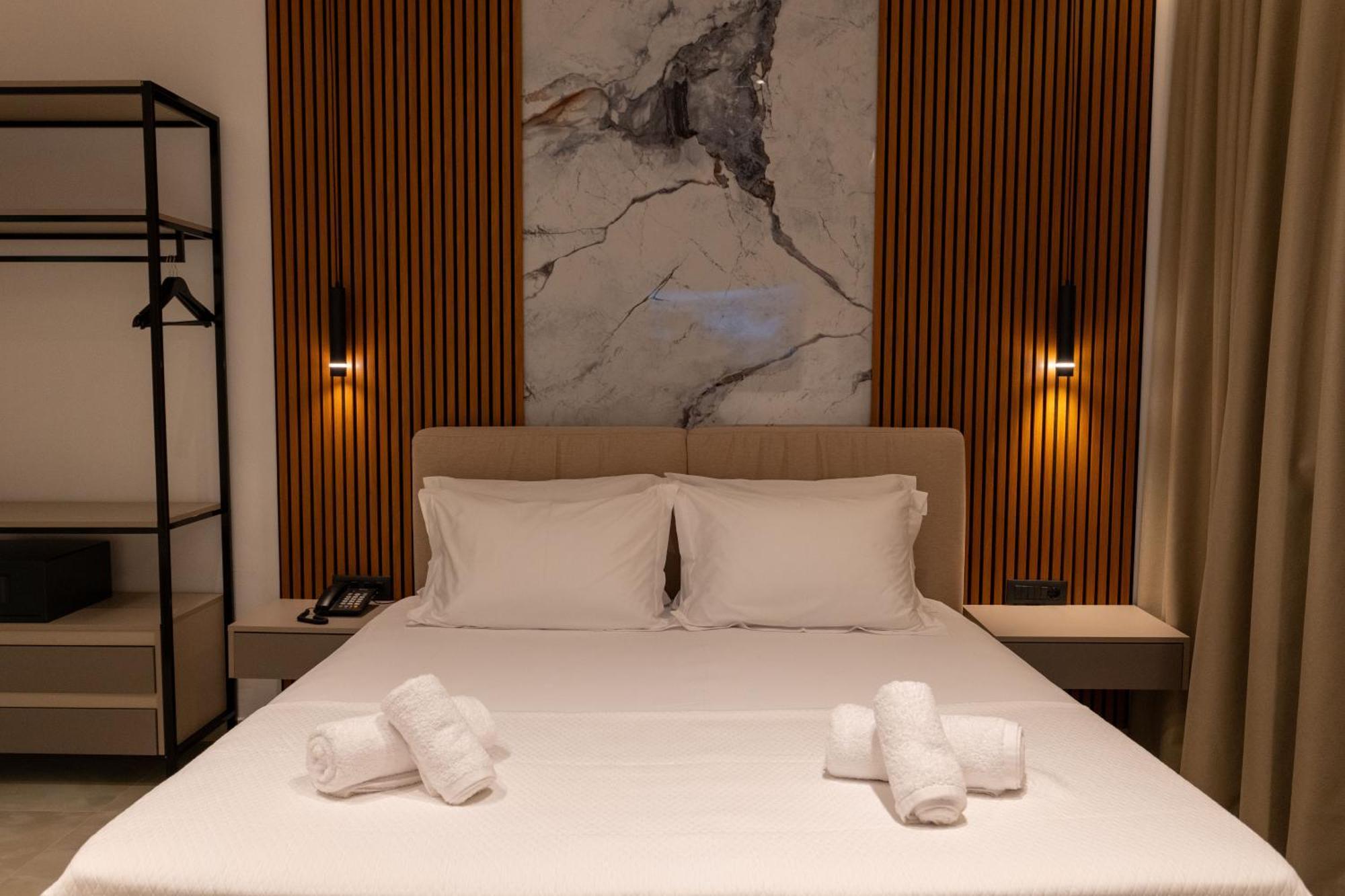 Litan Hotel Саранде Екстериор снимка