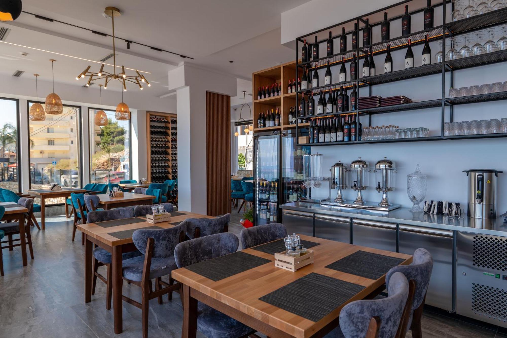 Litan Hotel Саранде Екстериор снимка