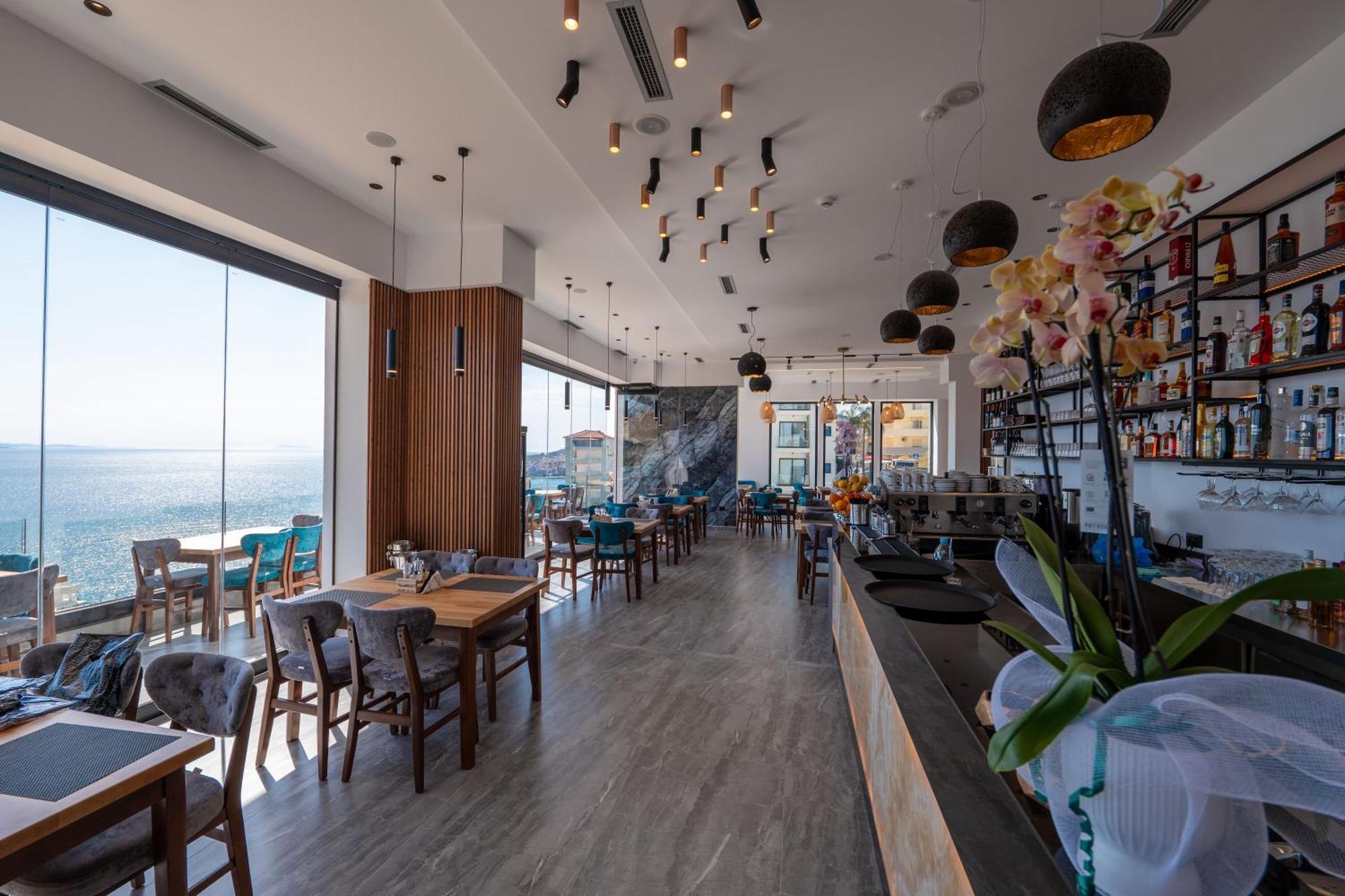 Litan Hotel Саранде Екстериор снимка