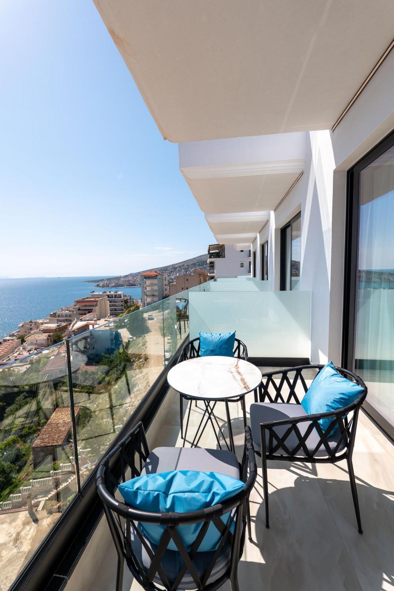 Litan Hotel Саранде Екстериор снимка