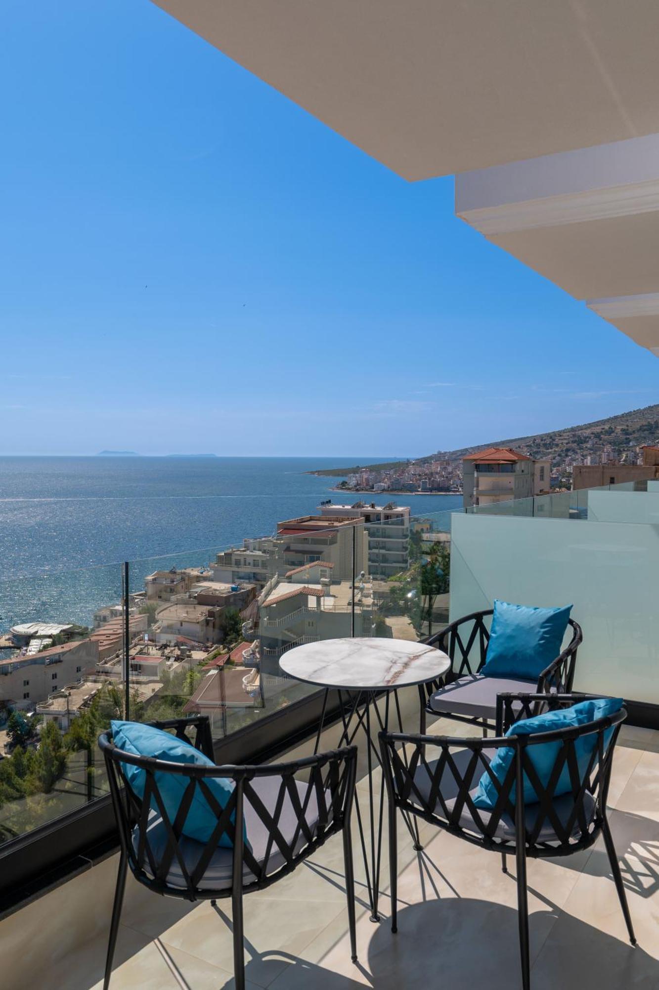 Litan Hotel Саранде Екстериор снимка