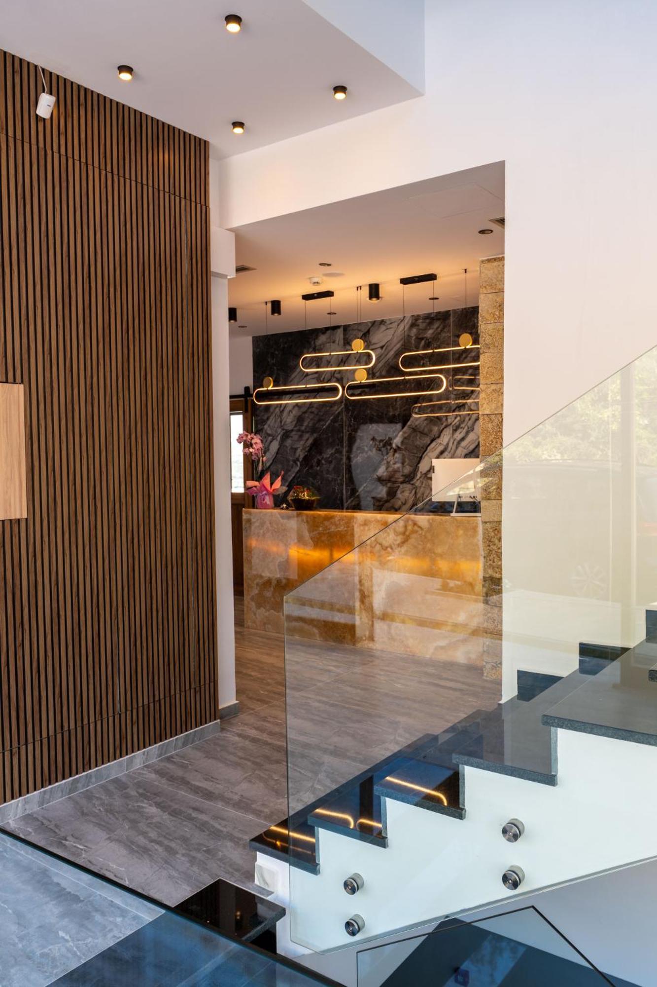 Litan Hotel Саранде Екстериор снимка