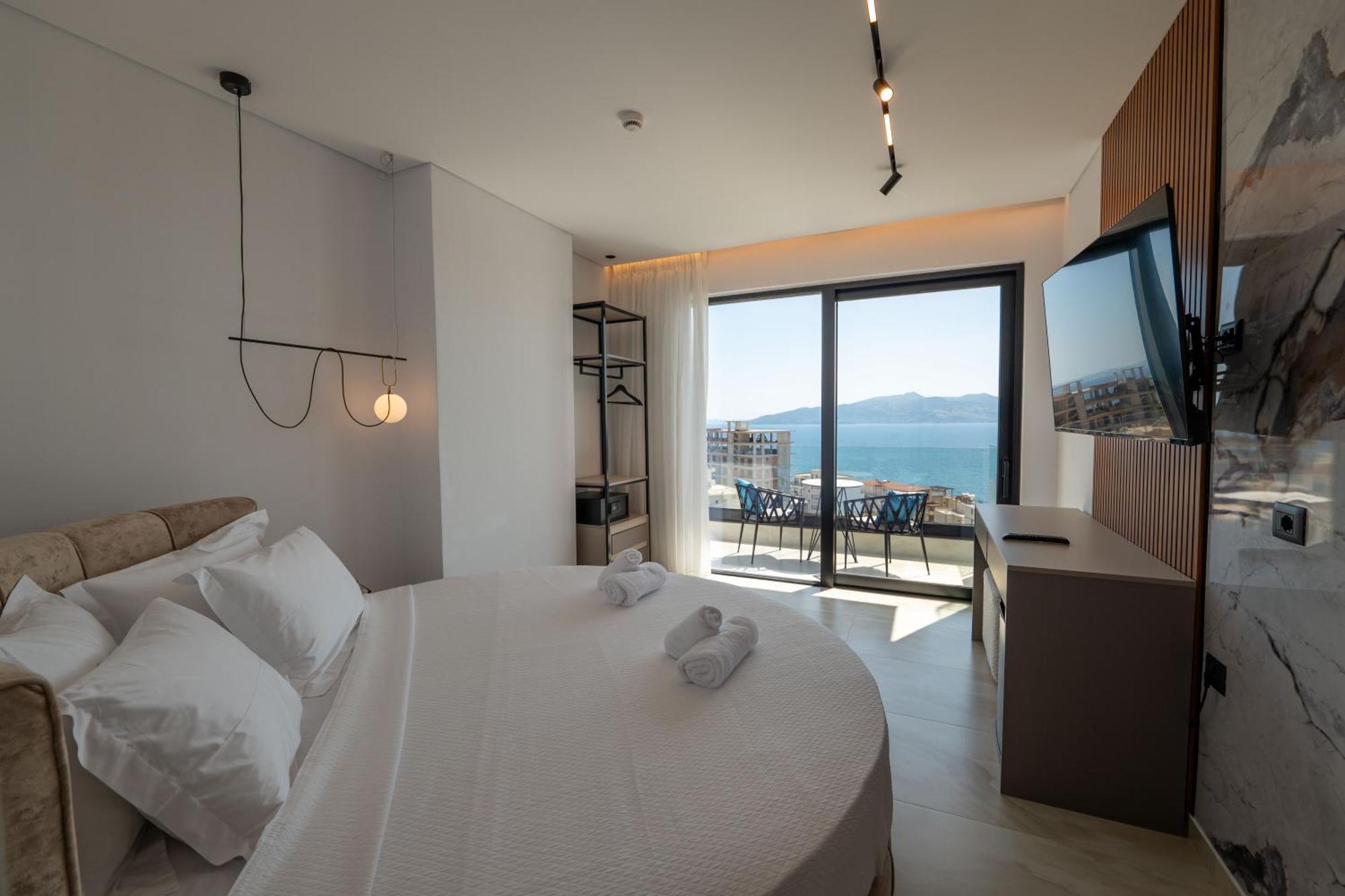 Litan Hotel Саранде Екстериор снимка