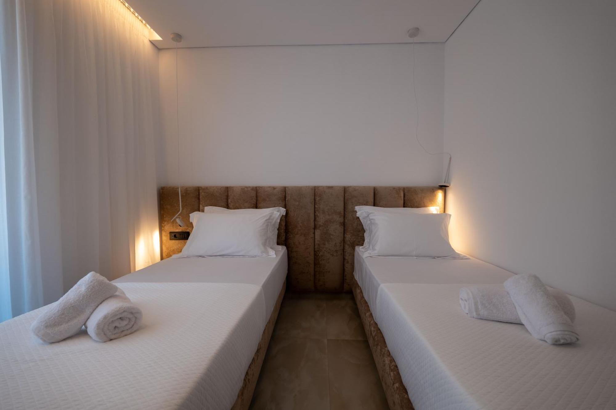 Litan Hotel Саранде Екстериор снимка