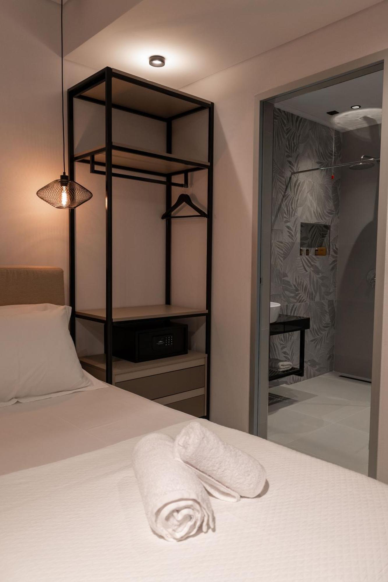 Litan Hotel Саранде Екстериор снимка