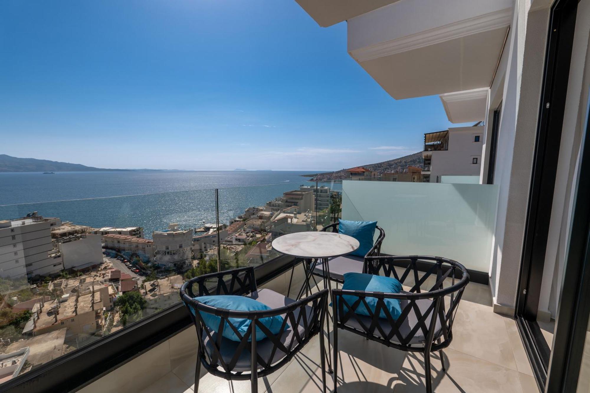 Litan Hotel Саранде Екстериор снимка