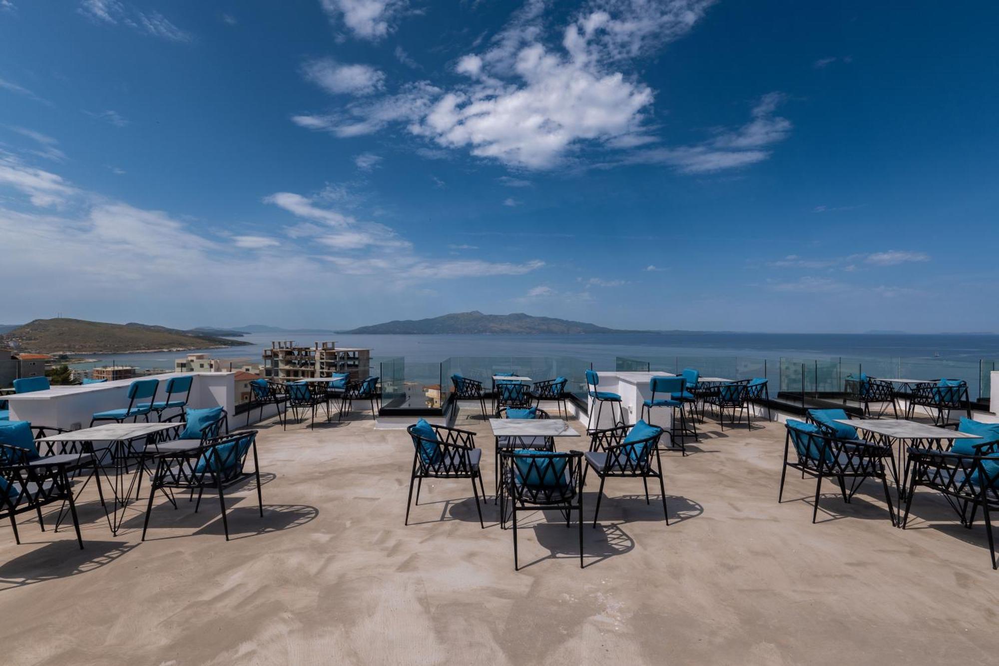 Litan Hotel Саранде Екстериор снимка