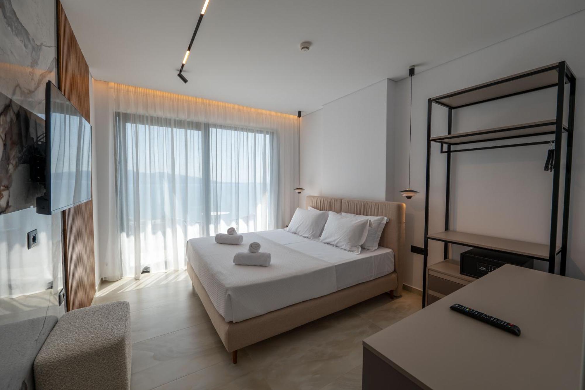 Litan Hotel Саранде Екстериор снимка