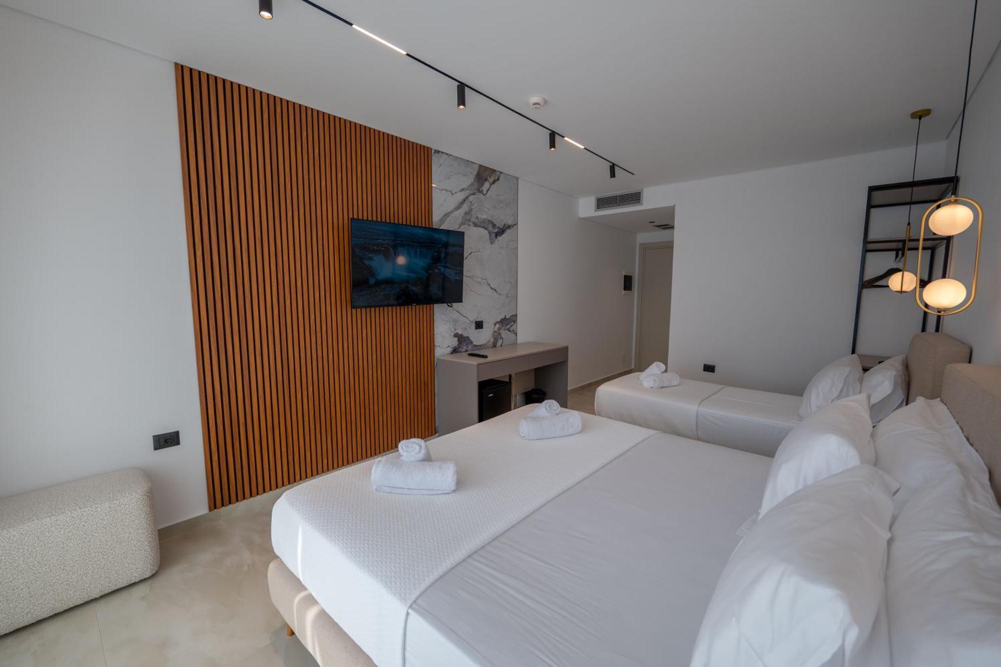 Litan Hotel Саранде Екстериор снимка